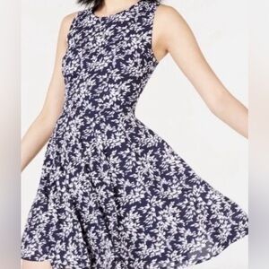 Maison Jules Navy and White Leaf Print Midi Dress size 8🌴